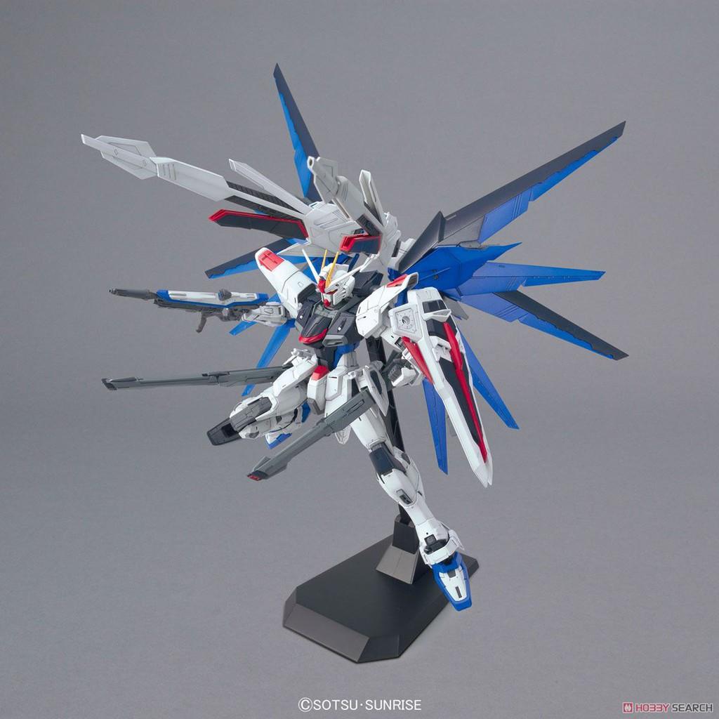 Mô hình lắp ráp MG SEED FREEDOM 2.0 GUNDAM 1/100 BANDAI