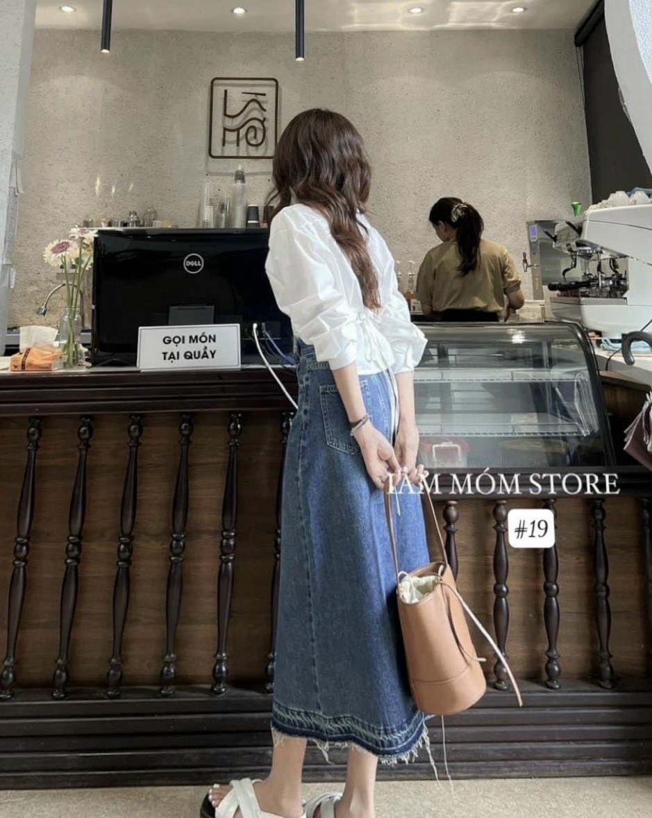 CHÂN VÁY JEAN DENIM DÀI SUÔNG TRƠN