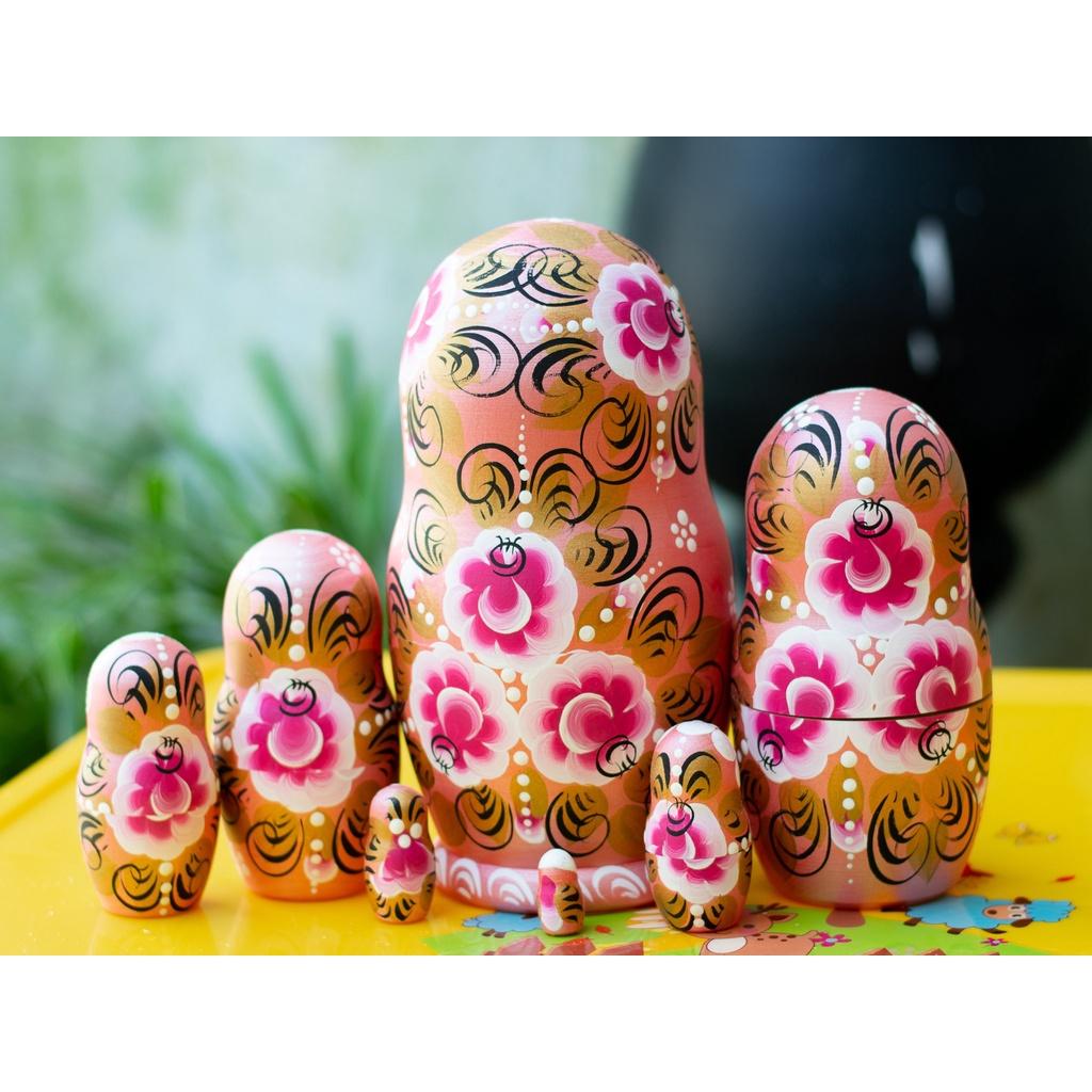 (RẤT ĐẸP VÀ ĐỘC ĐÁO) BỘ BÚP BÊ NGA MATRYOSHKA 7 LỚP 21CM "PHONG CẢNH MÙA ĐÔNG" MÀU HỒNG QUÀ LƯU NIỆM NGA CỰC ĐẸP