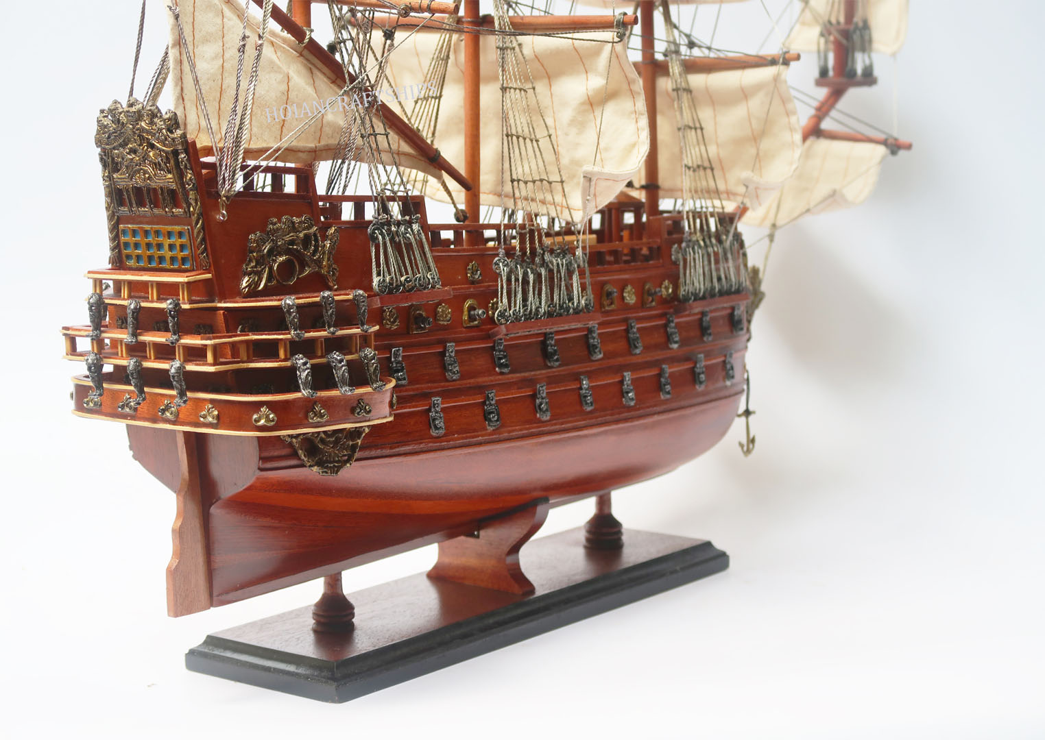Mô hình thuyền buồm cổ Soleil Royal (dài 60cm)