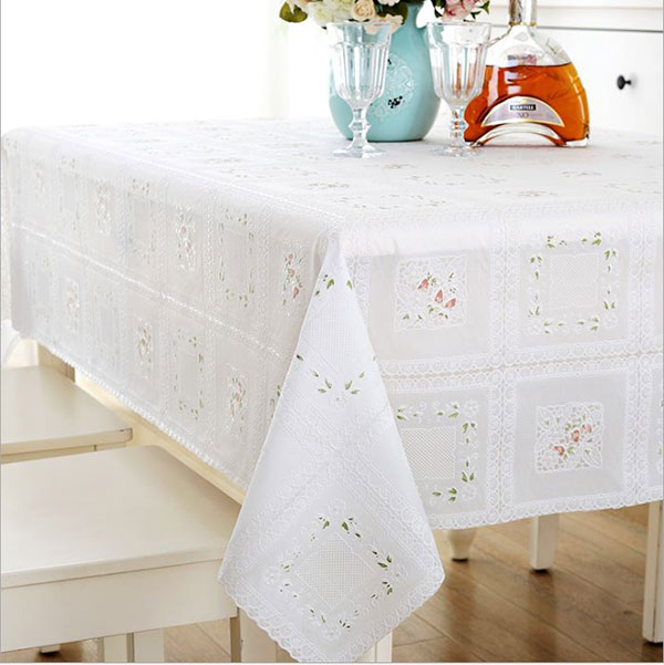 Khăn Trải Bàn 50-60-70cmx1m-1m2-1m4 Nhũ Vàng Chống Thấm Bẩn Sang Trọng