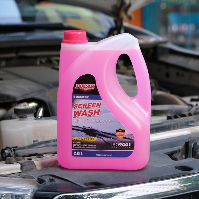 Bộ 2 can nước rửa kính ô tô chuyên dụng  Focar Summer Screen Wash ( kính hồng) + Focar Screen Wash ( kính xanh) can 2.75L