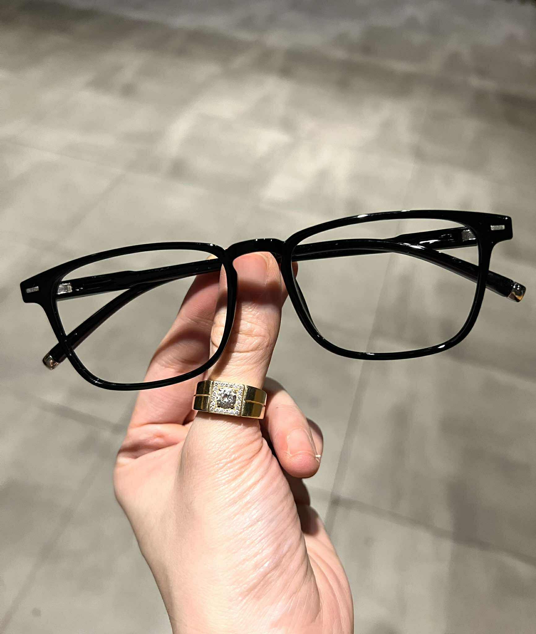 Kính gọng dẻo dáng chữ nhật unisex siêu bền, nhẹ cho nam nữ