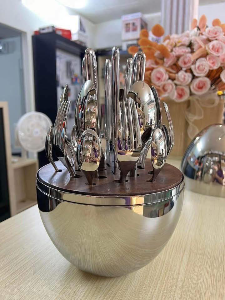 SET DAO DĨA 24 MÓN KELLER HÌNH QUẢ TRỨNG INOX Hàng chính hãng