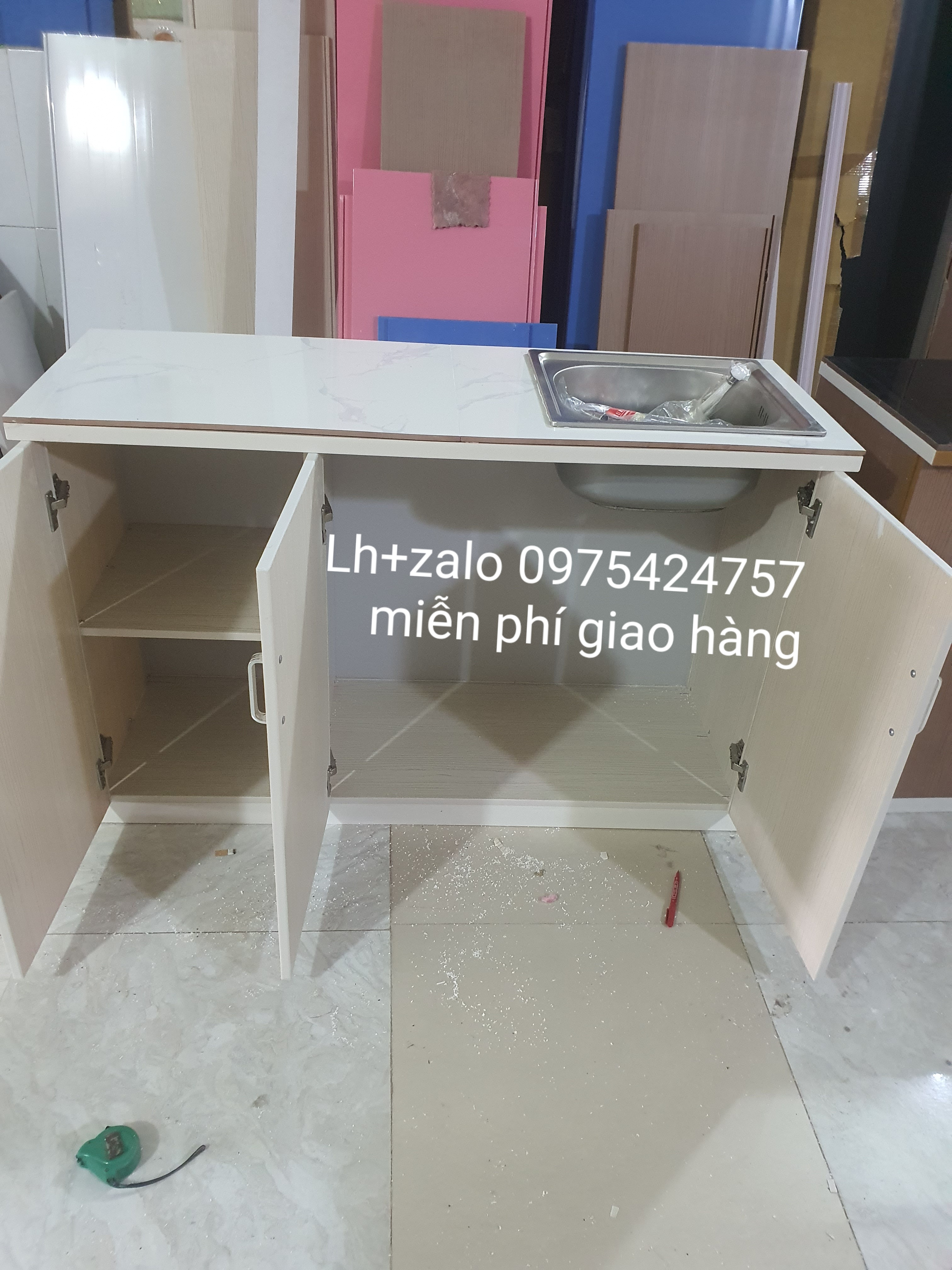 Tủ bếp mini sẵn bồn mặt gạch