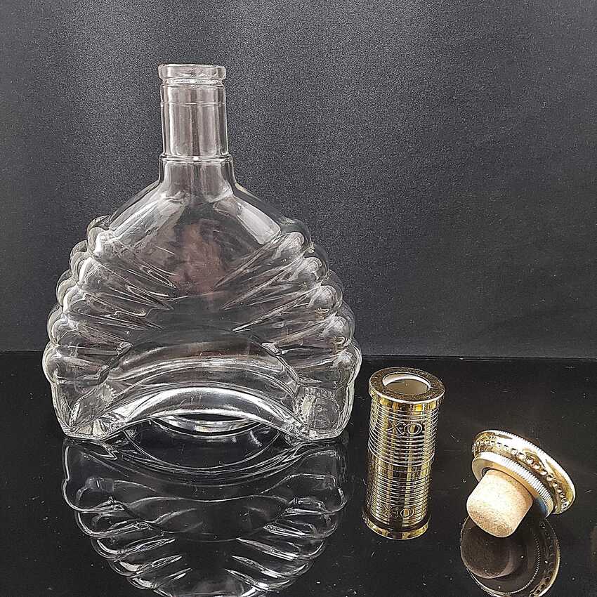 Chai Thủy Tinh Đựng Rượu 750ml cao cấp mẫu XO trăng khuyết nắp gioăng gỗ - Bình Đựng Rượu chưng bàn ăn sang trọng
