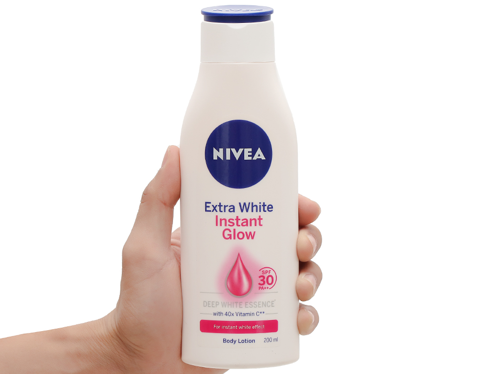 Sữa Dưỡng Thể Sáng Da Instant White Nivea 88322 (200ml)