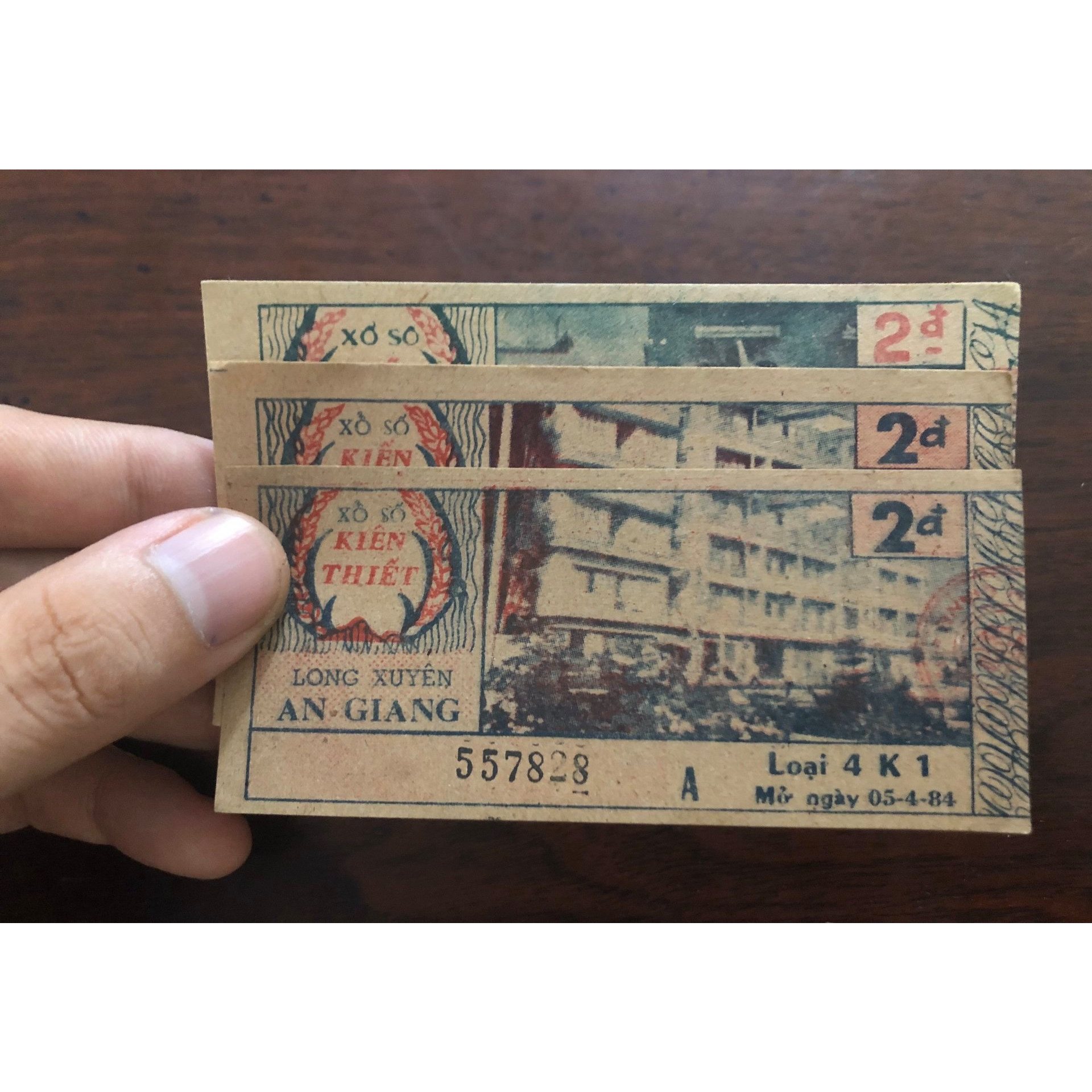01 tờ vé số TX.Long Xuyên, An giang bao cấp 198x sưu tầm