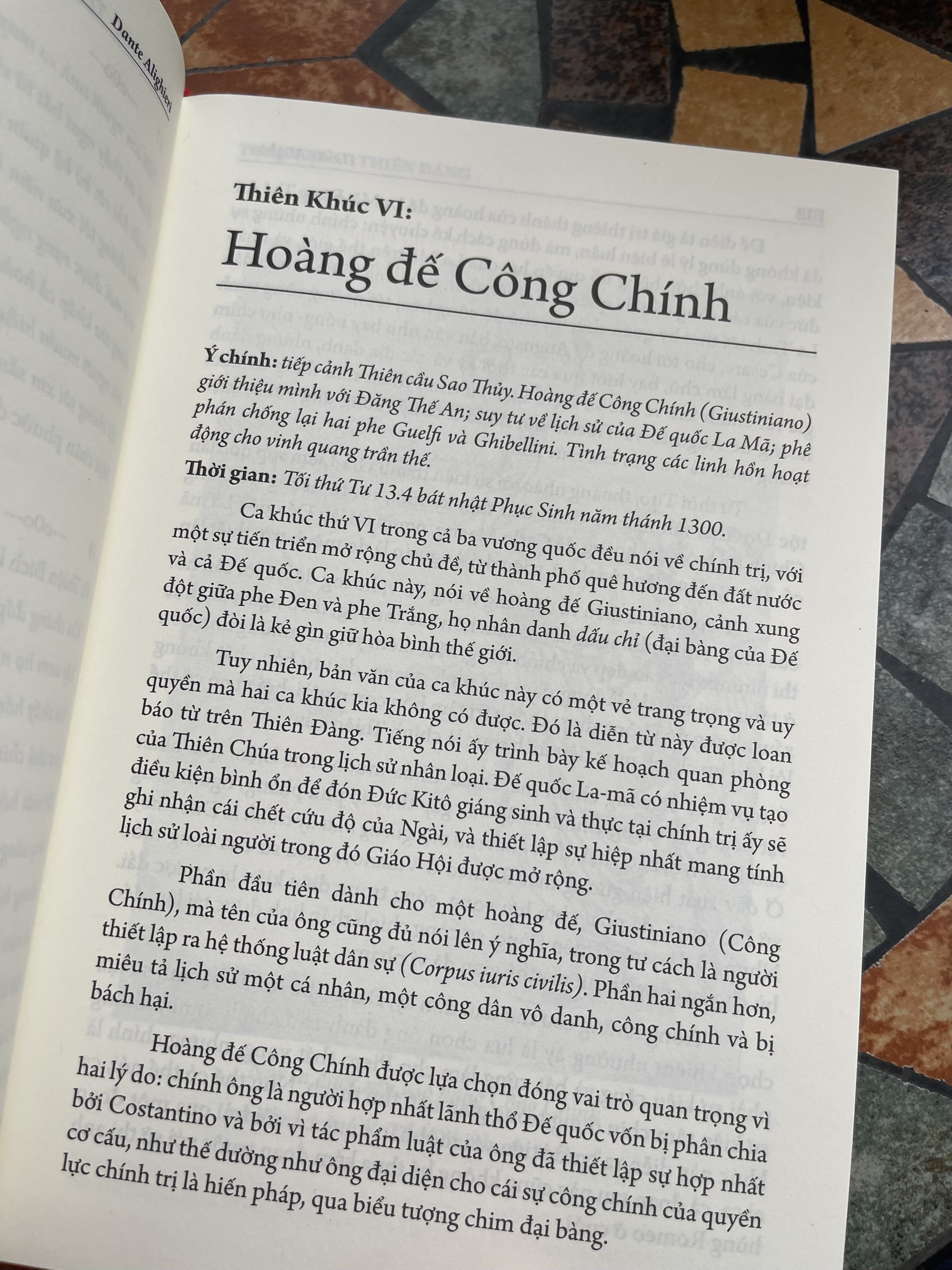 THẦN KHÚC - Dante Alighieri - Đình Chẩn dịch – NXB Hồng Đức