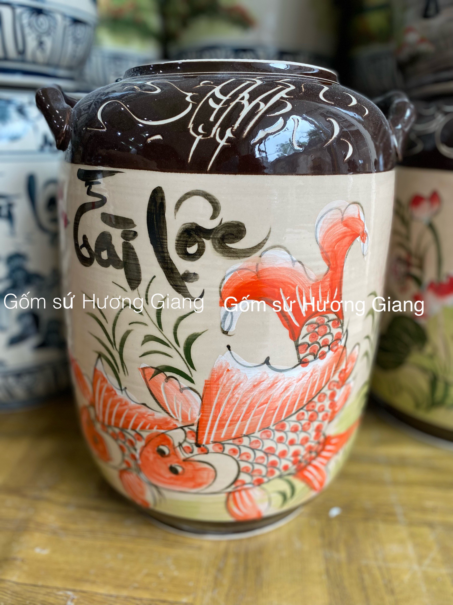 Hũ đựng gạo vẽ sen cá Bát Tràng loại 15l