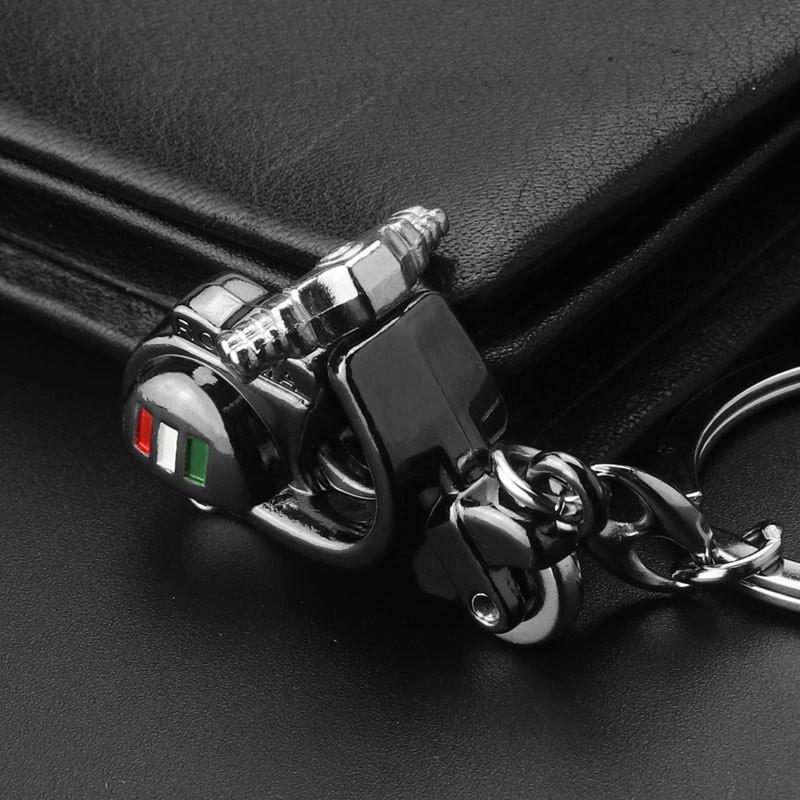 Móc khóa xe vespa ý, mô hình kim loại, mô phỏng chi tiết, bẻ tay lái, bánh xe xoay được