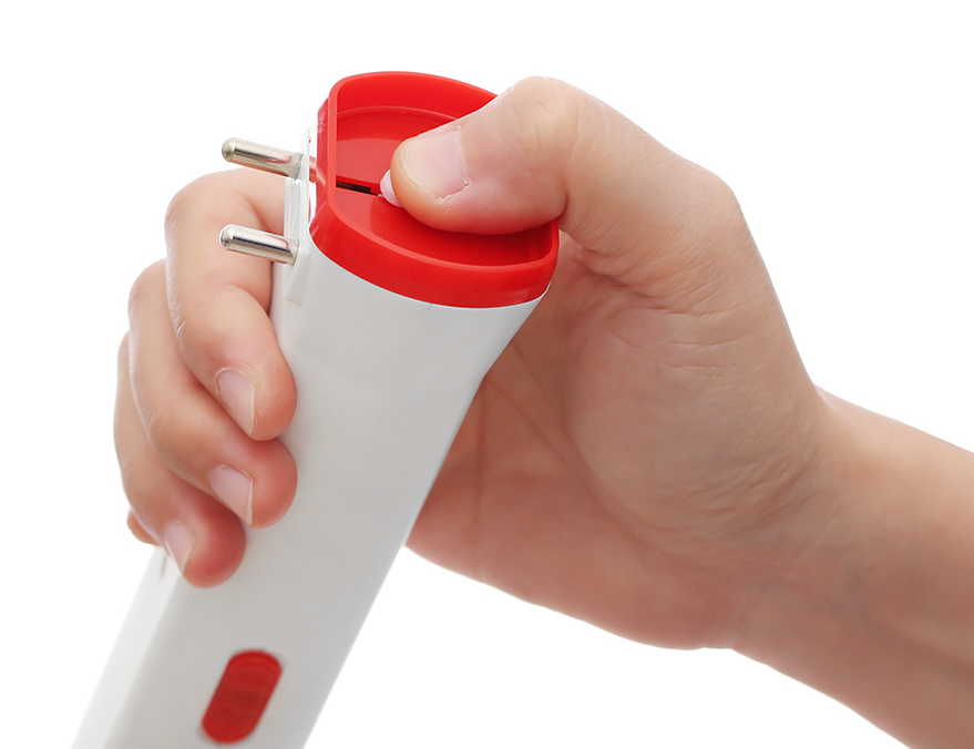 Vợt muỗi Điện Quang ĐQ EMR02 WR (Trắng-Đỏ) Xả nhanh dòng điện 5 giây, gọn nhẹ