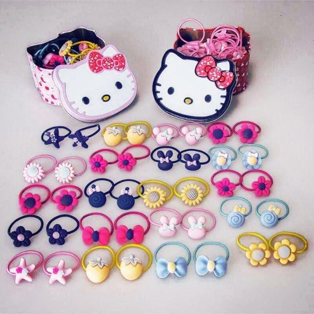 HỘP 40 DÂY CỘT TÓC HÌNH MÈO KITTY ĐỦ MÀU SIÊU DỄ THƯƠNG DÂY THUN MỀM MẠI CO GIÃN TỐT , KHÔNG BỊ ĐAU TÓC KHI CỘT