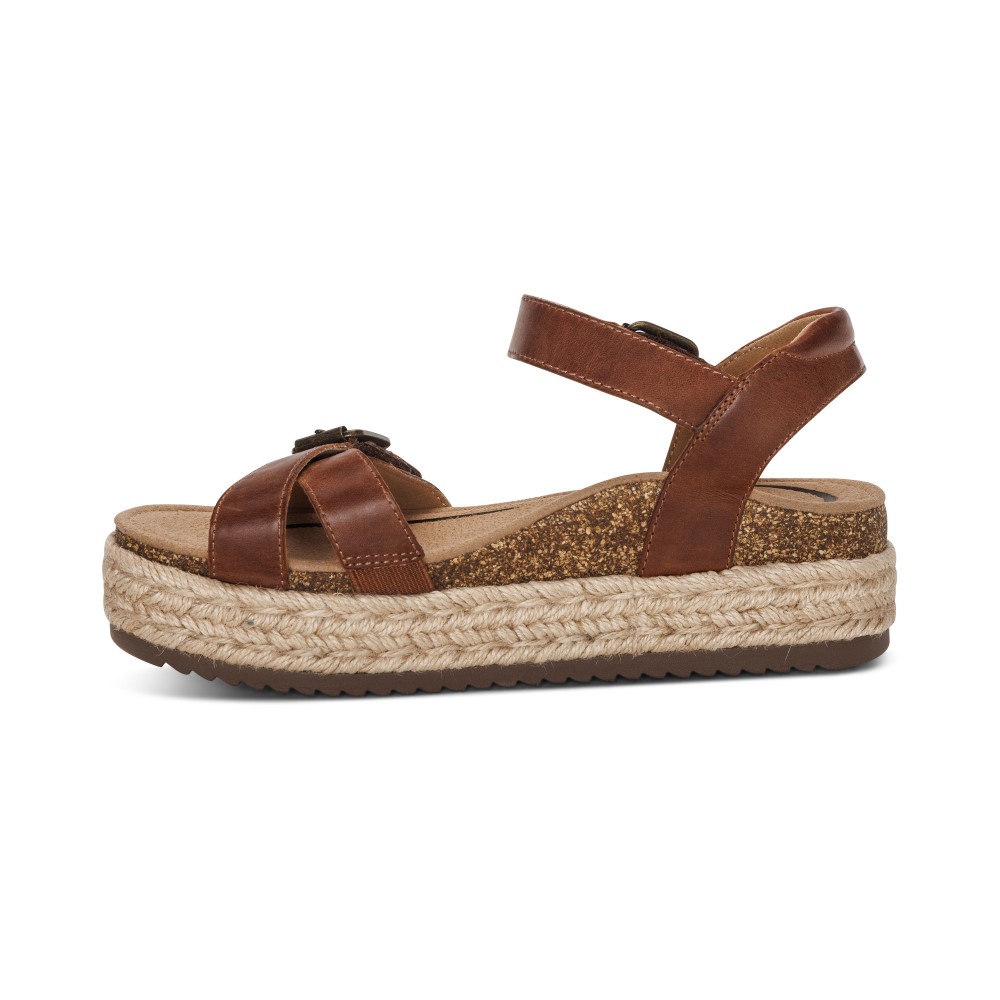 Sandal sức khỏe nữ Aetrex Paula Walnut