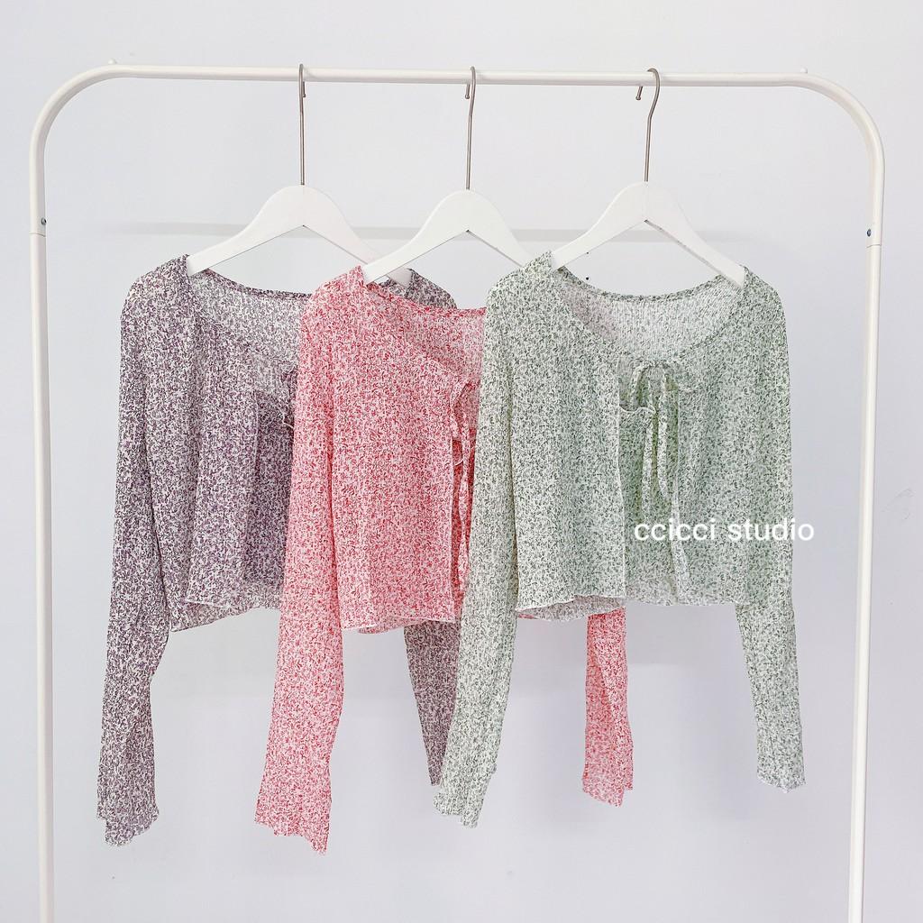 Set Áo Tay Dài Kèm Áo Croptop Hai Dây Hoa Nhí