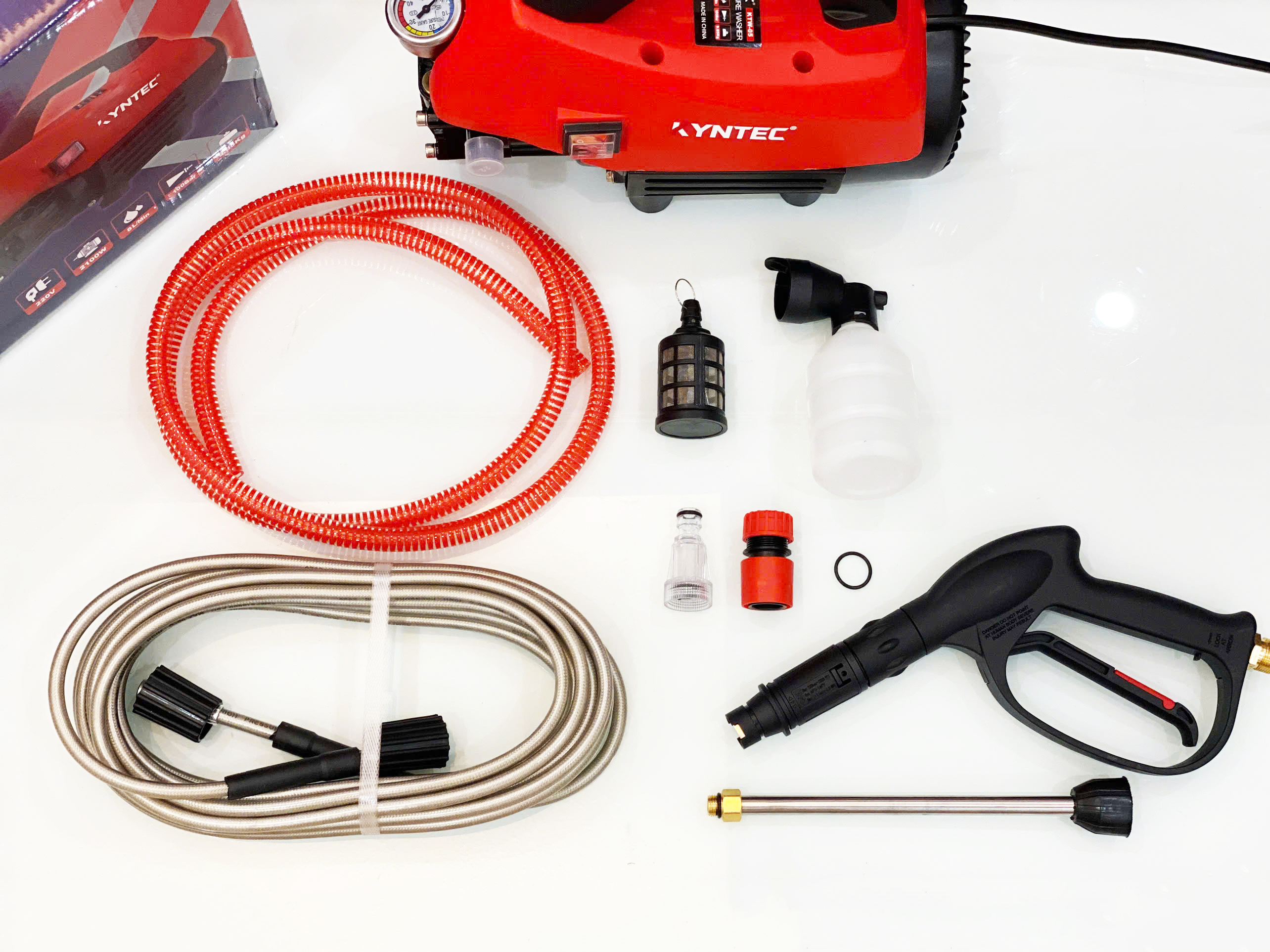 Máy rửa xe áp lực cao nhập khẩu chính hãng Kynko Kyntec KTW - 05 siêu bền