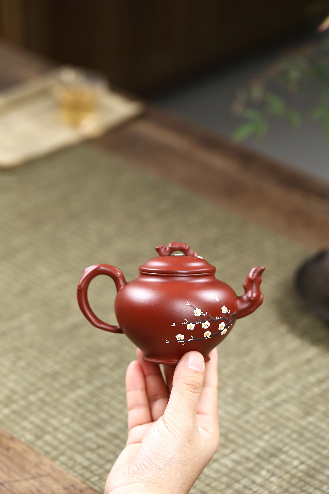 Ấm Hoa Mai Báo Xuân 220ml – NN Nghệ Công Sư Ưu Tú – Đại Hồng Bào – TS418