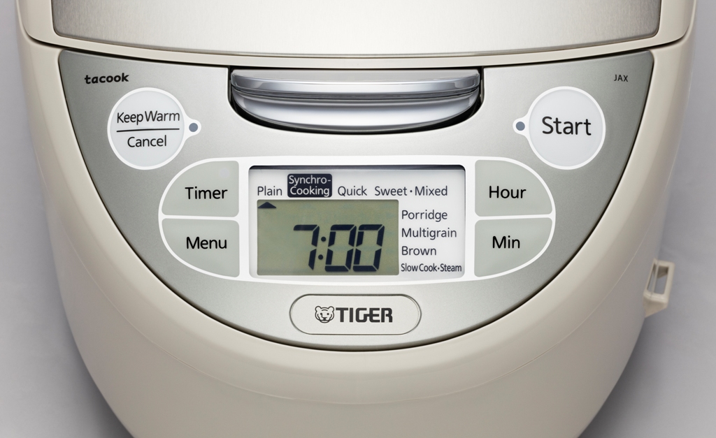 COMBO TIGER ƯU ĐÃI : Mua nồi cơm điện JAX-S18W tặng nồi hầm Tiger Queen CWCP-24CH - Hàng chính hãng