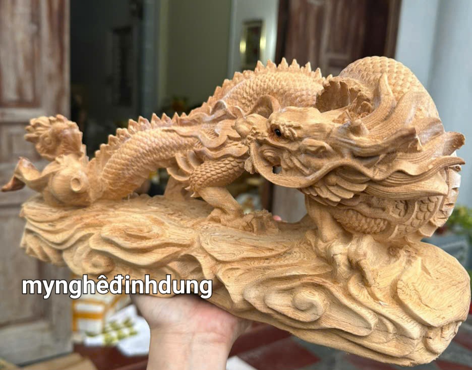 Tượng con rồng phong thủy bằng gỗ ngọc am thơm nức kt 35×18×12cm