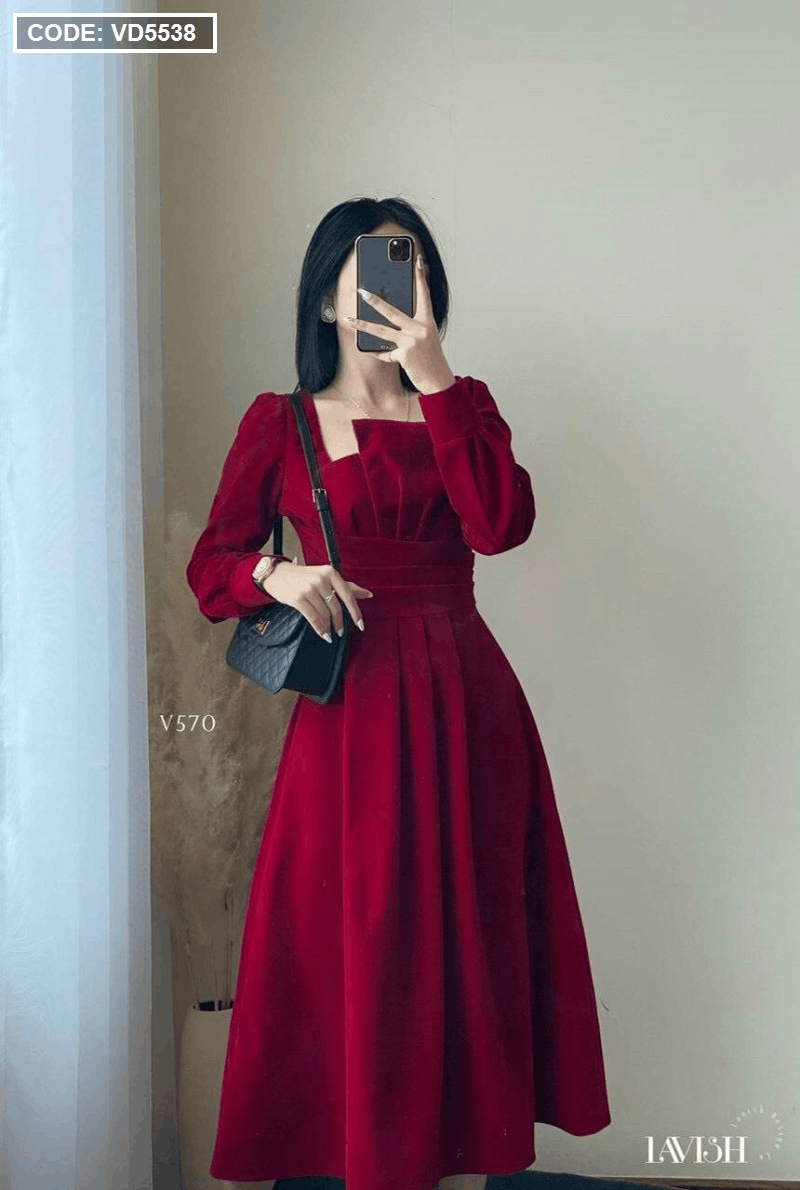 Đầm maxi đỏ kiểu bo eo