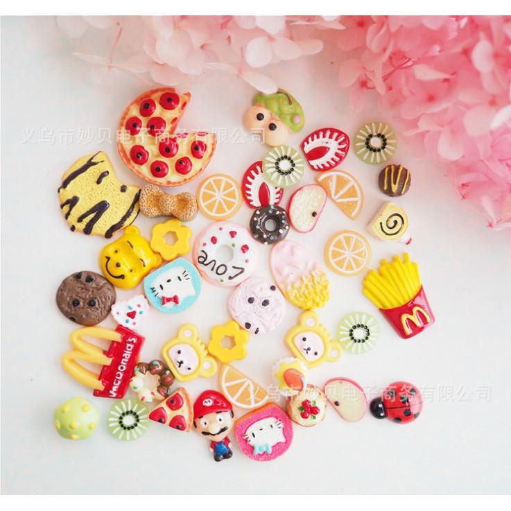 *HN* Combo 50 charm Mario, McDonald, trái cây, bánh Kitty cho các bạn trang trí Jibbitz, vỏ ốp điện thoại, DIY