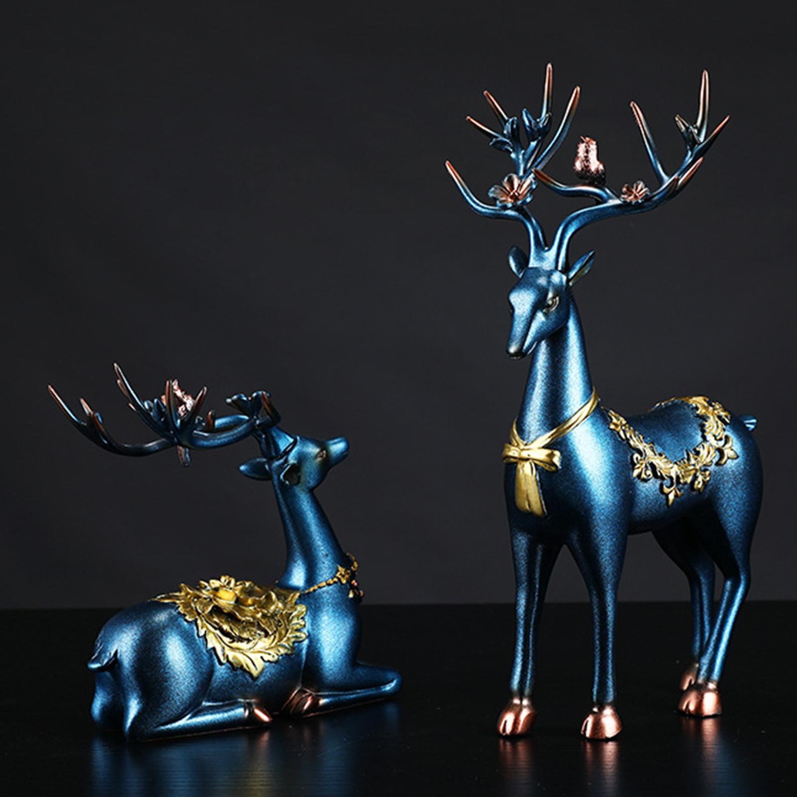 2Pcs Deer Figurines Reindeer Sculptures Ornament Couple Elk Statues