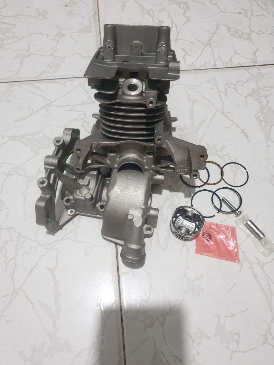 BỘ NÒNG XYLANH MÁY CẮT CỎ 4 THÌ GX25. 35LY