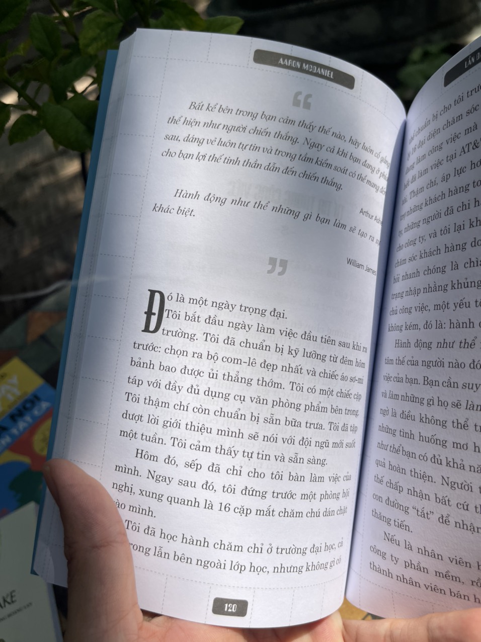 LẦN ĐẦU ĐI LÀM – Hướng dẫn bạn trẻ làm quen với môi trường công sở – Aaron Mcdaniel – Nguyễn Quốc Dũng và Nguyễn Thanh Thúy dịch – VanLangBooks – NXB Hồng Đức (Bìa mềm)