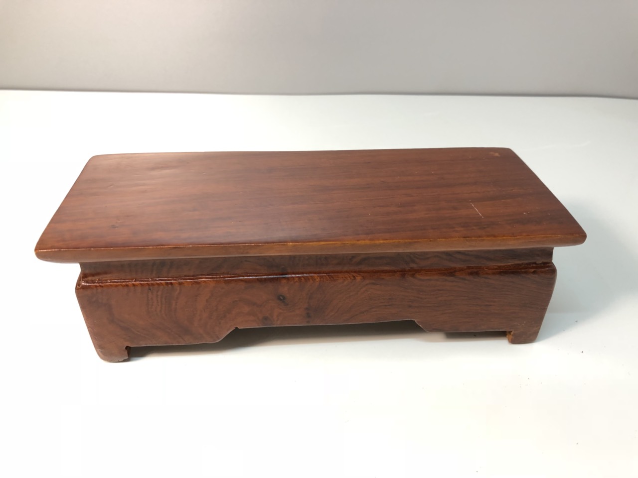 Đế gỗ hương - 8x20x6 cm