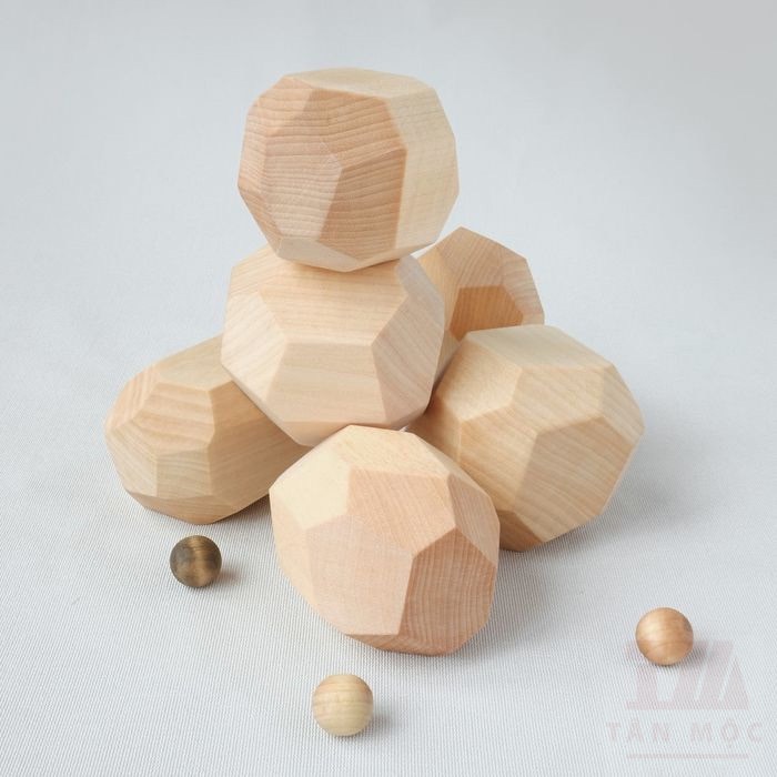 Combo  bao gồm Bộ cân gỗ &amp;amp; Bộ đá Tumi Ishi 6 viên, cho trẻ bắt đầu học cân bằng với 6 trọng lượng, 6 hình khối.