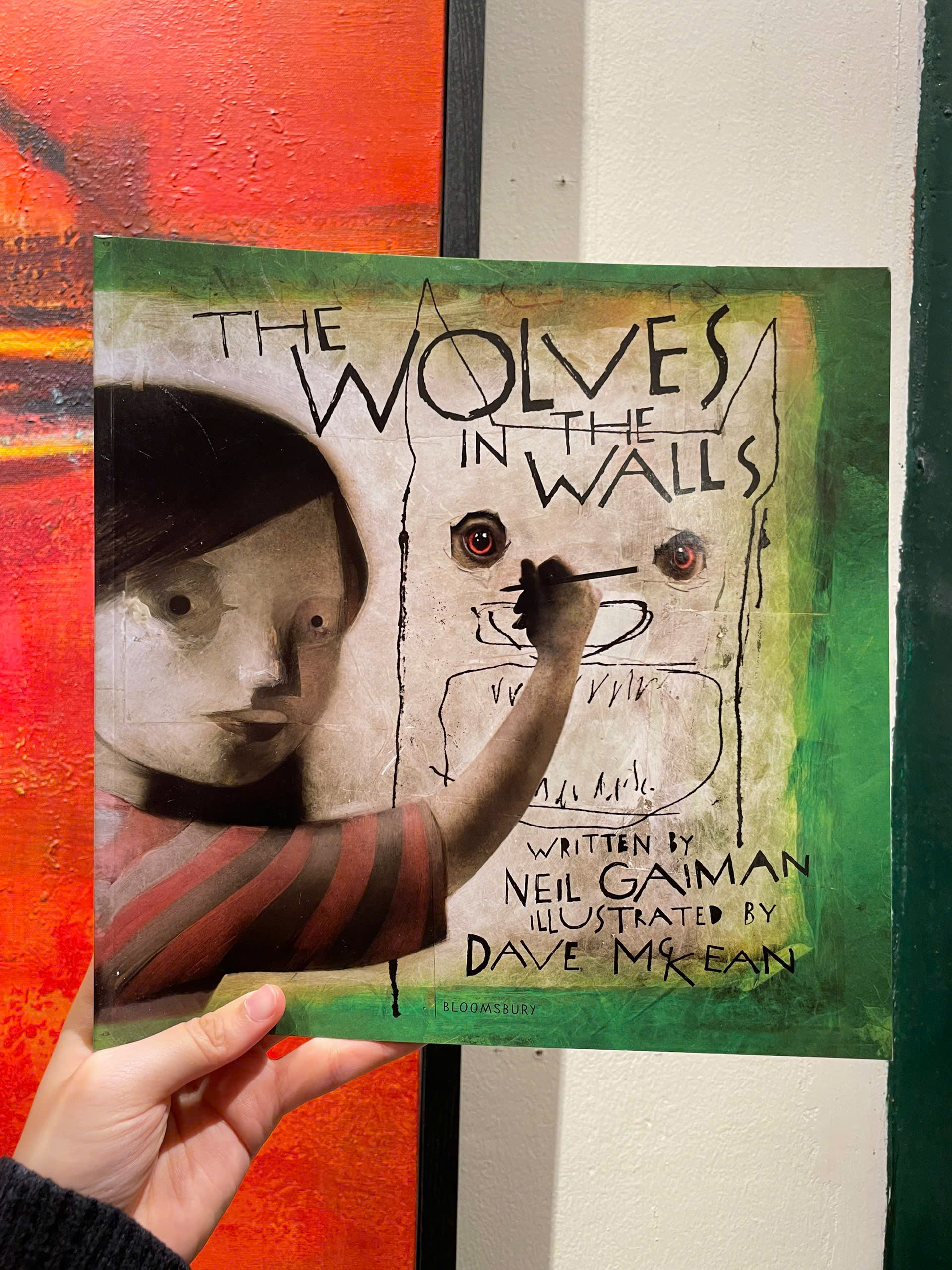 Sách - The Wolves in the Walls: The 20th Anniversary Edition by Neil Gaiman
