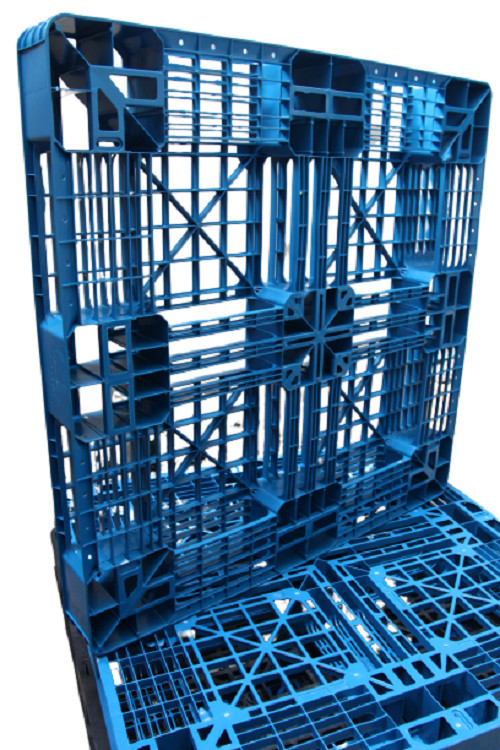 Pallet Nhựa Khôi Việt 1100x1100x120 màu xanh