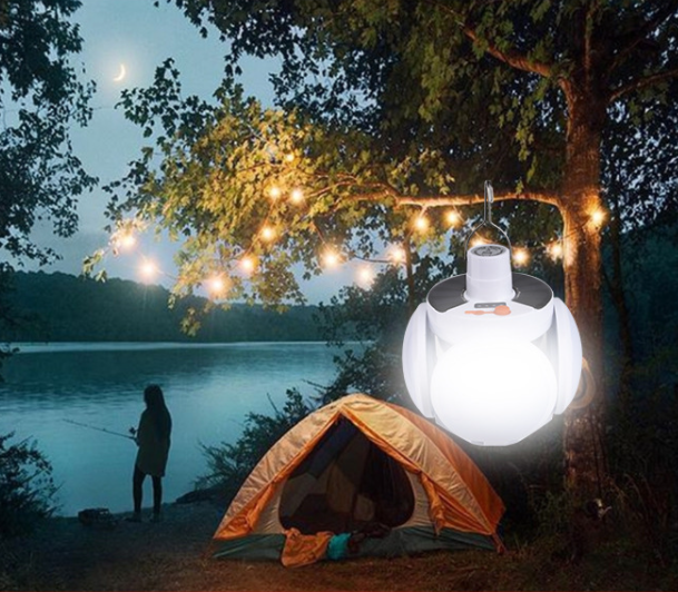 Đèn cắm trại năng lượng mặt trời 4 lá gấp tích hợp pin sạc