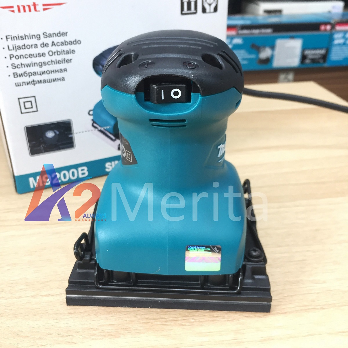 Máy chà nhám vuông 180W Makita MT