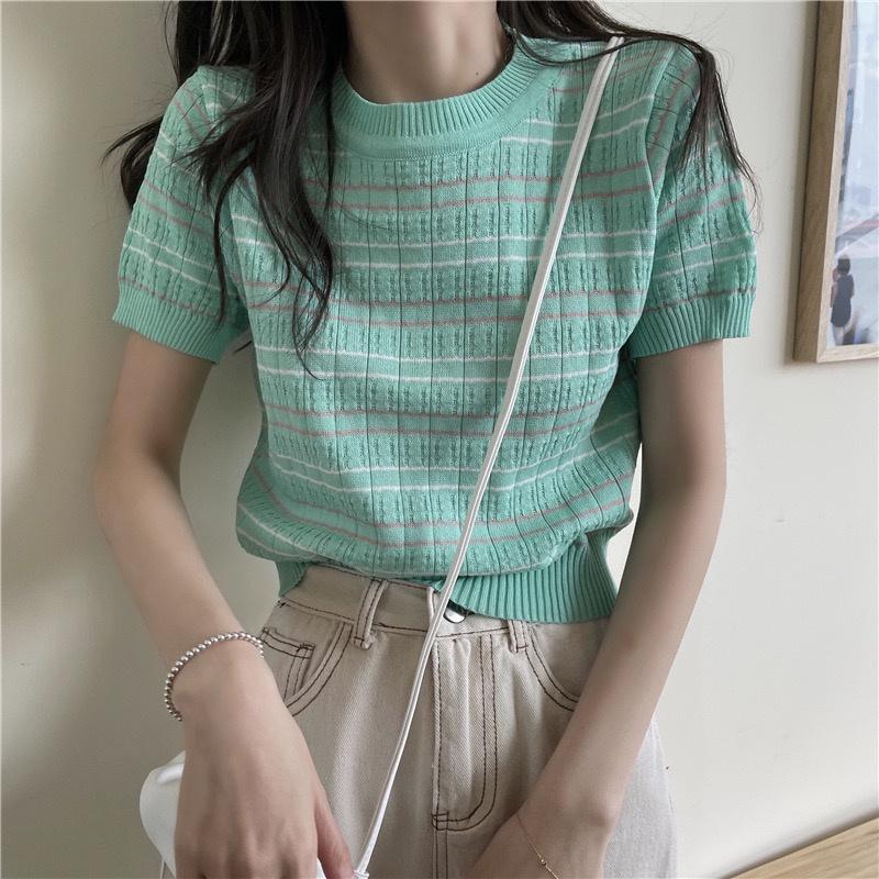 MS410 Áo len kẻ ngang cổ tròn nữ tính
