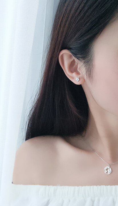 Khuyên tai bạc đẹp - Bông tai Bạc Nữ 925 hoa đào đính đá xinh