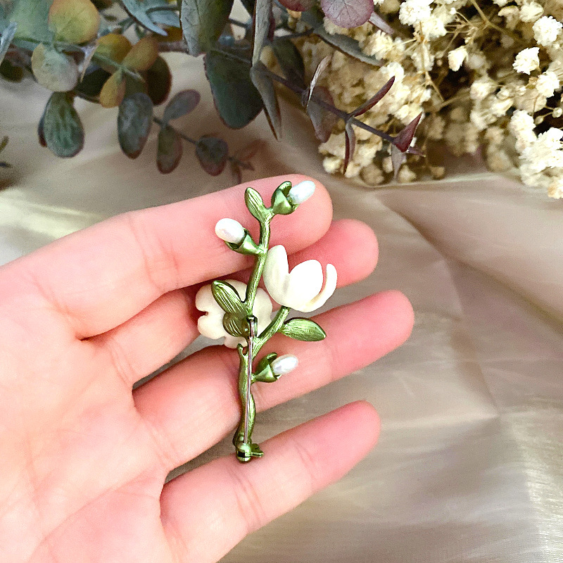 Cài áo thời trang phong cách Châu Âu 3D hạt phối lá xanh GC220
