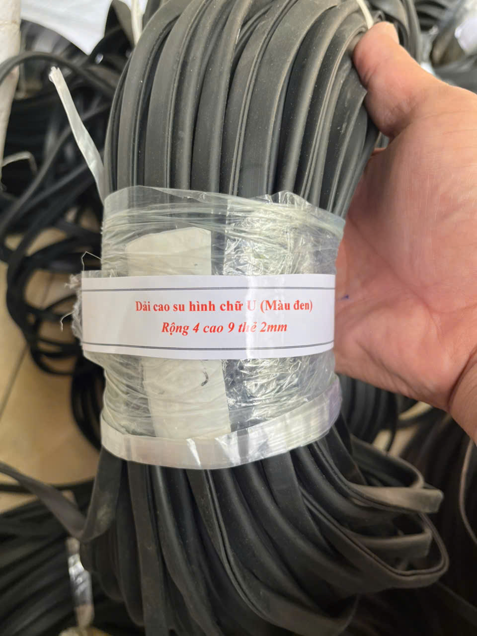 Dải cao su hình chữ U