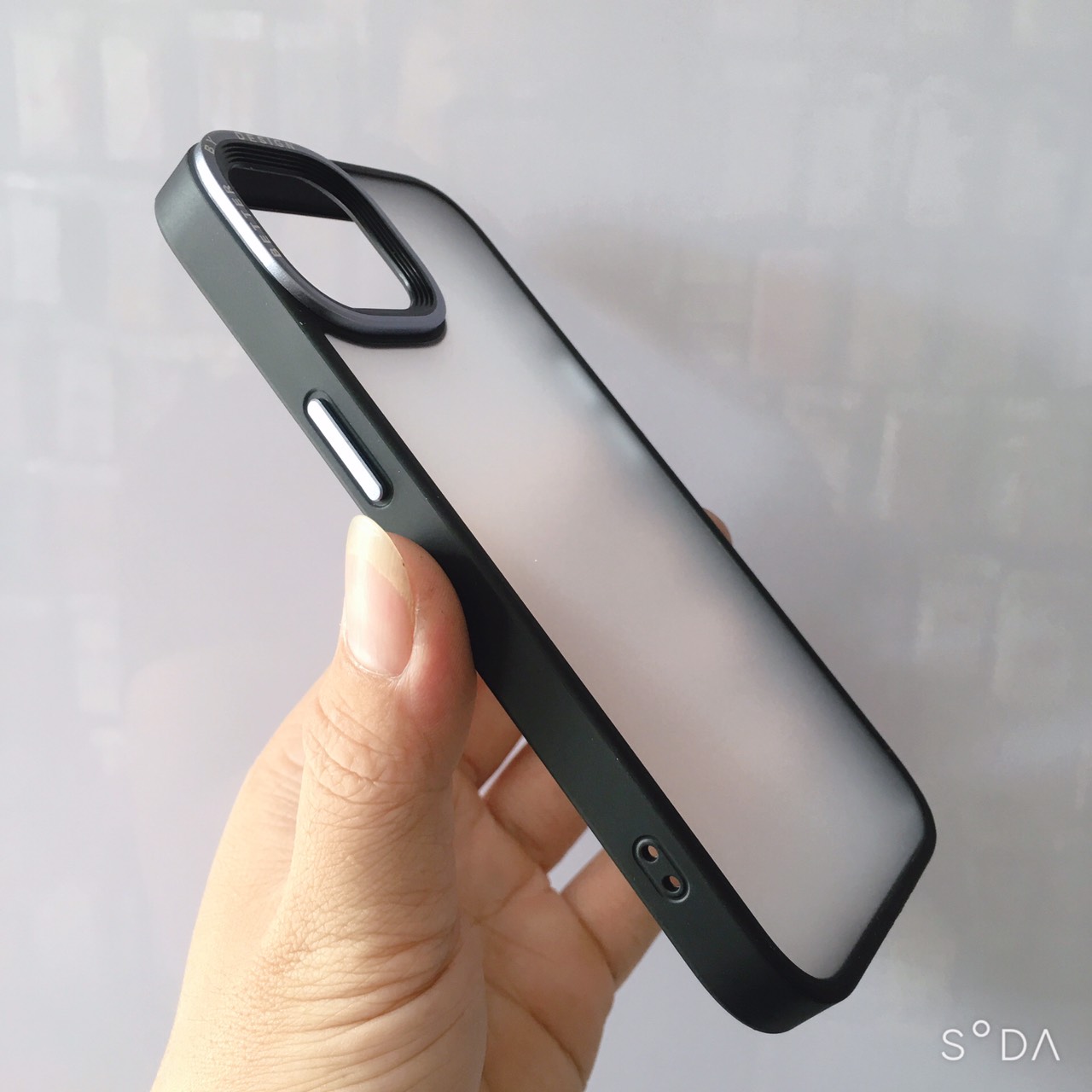 Ốp lưng nhám viền màu chống sốc dành cho iPhone 13, 13 Pro Max