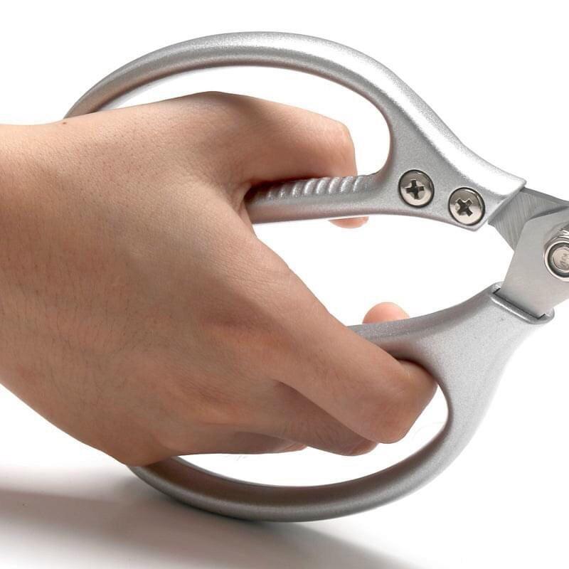 Kéo Nhật đa năng SK5 siêu bén