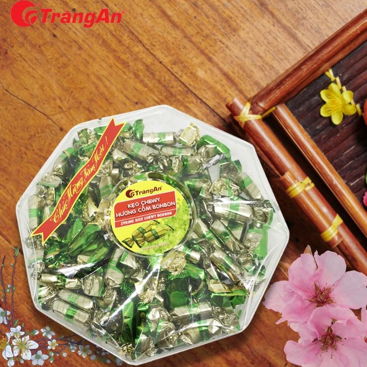 Kẹo Chewy hương cốm 300g, hộp tròn hoa, thương hiệu Tràng An, hạn sử dụng 8 tháng