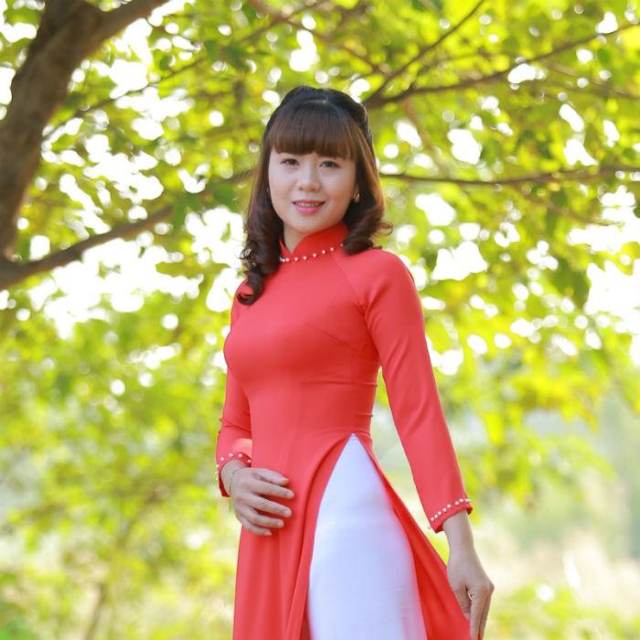 ÁO DÀI VIỆT NAM TRUYỀN THỐNG chiffon đỏ quần satin