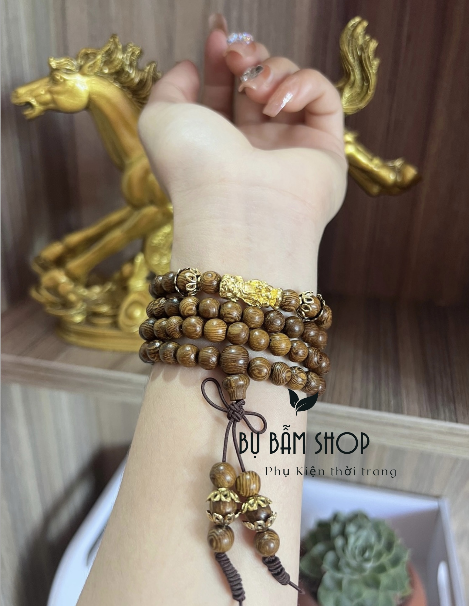 Vòng tay gỗ hương 108 hạt + Mix Charm Tì Hưu