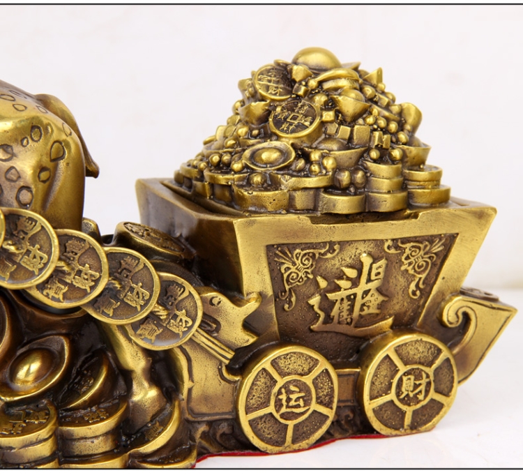 Tượng linh vật tuần lộc kéo xe tiền vàng bằng đồng thau phong thủy Hồng Thắng