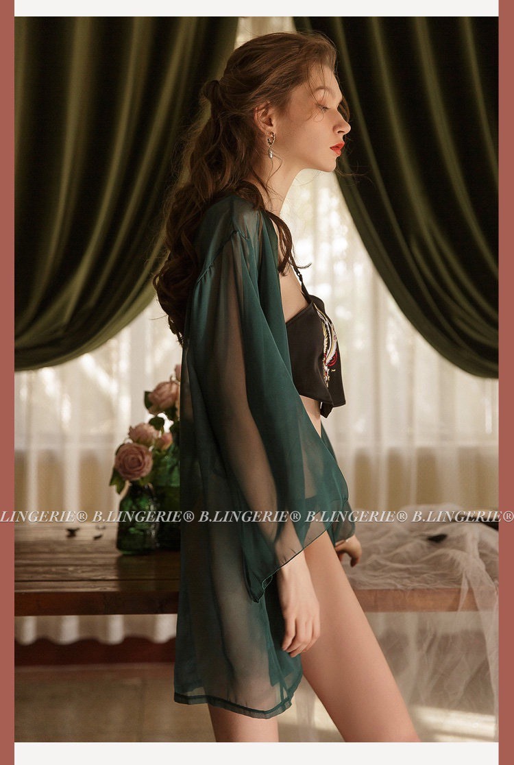 bo-cosplay-ao-yem-phuong-hoang-blingerie