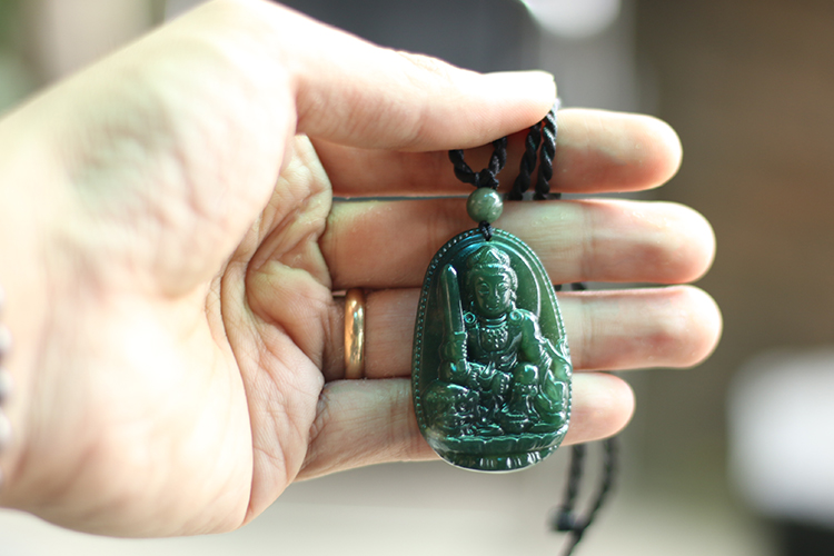 Mặt Dây Chuyền Văn Thù Bồ Tát Đá Chalcedony Ngọc Quý Gemstones MD11