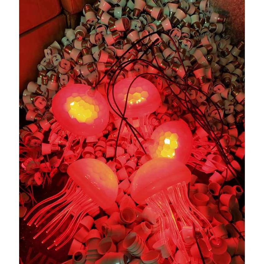 Đèn led đổi màu hình sứa
