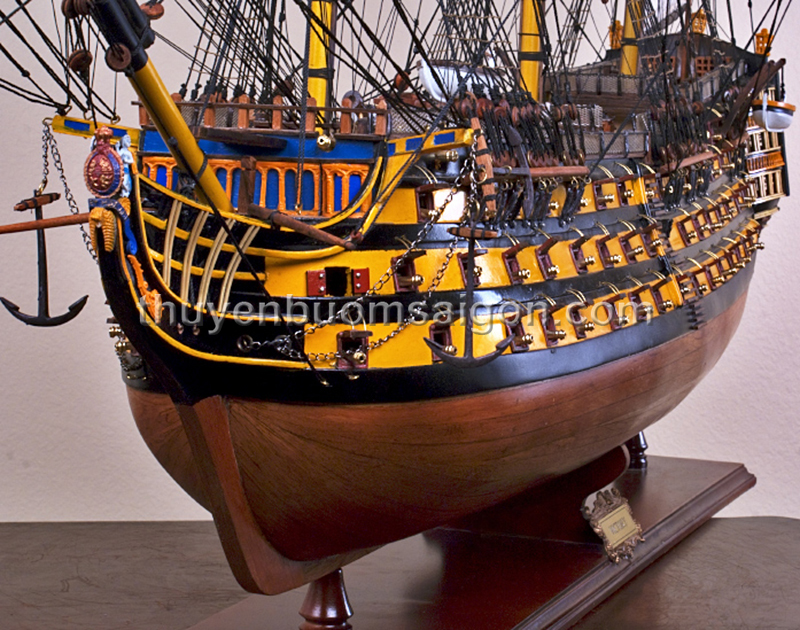 Thuyền buồm phong thủy HMS Victory dài 120cm