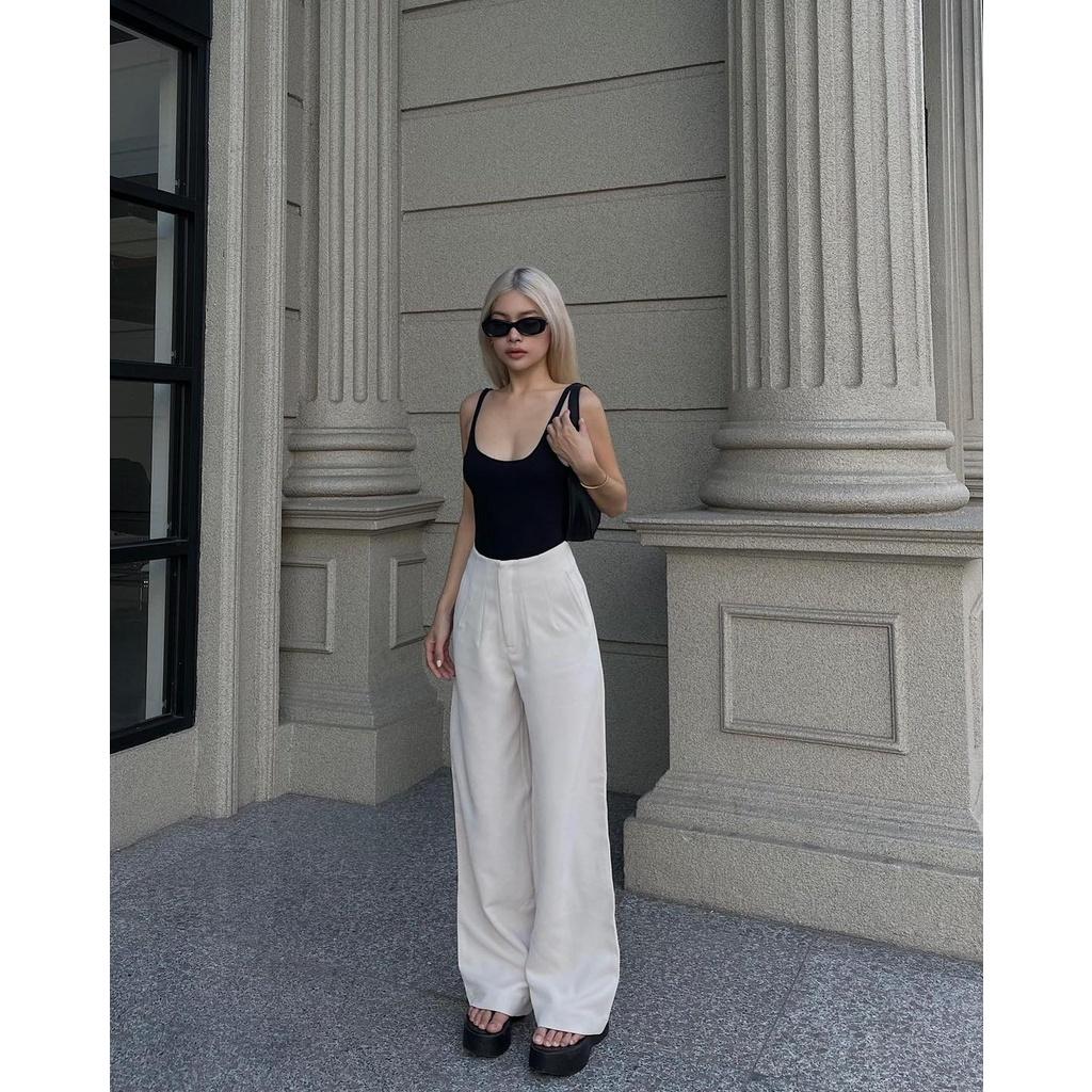 Quần dài nữ, màu kem nhạt, thiết kế khoá kéo, form đứng, ống suông dài tôn dáng, là min - CREAM PLEATED TROUSERS