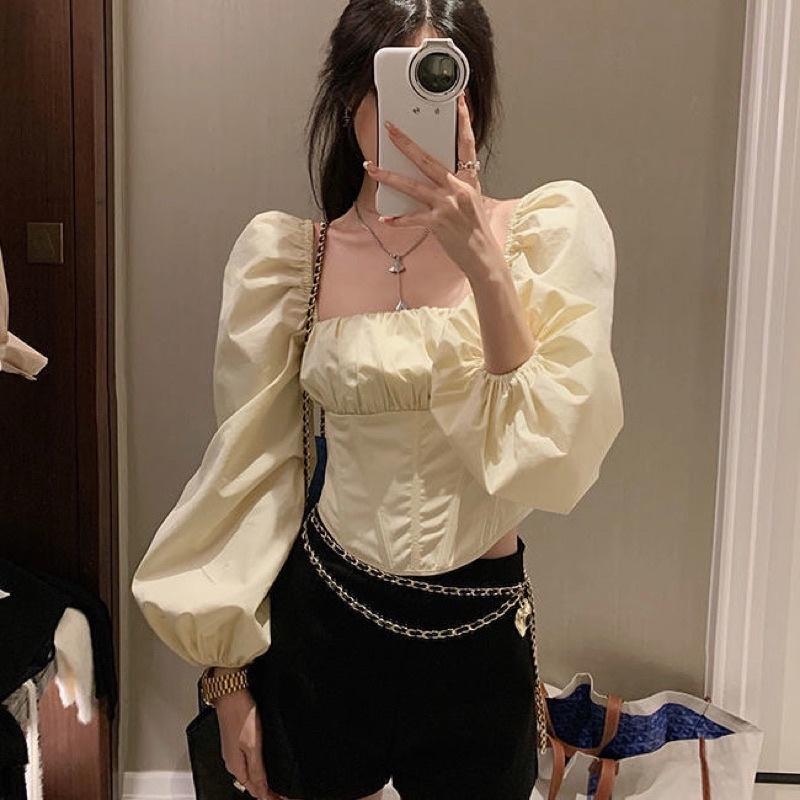 ÁO NỮ CỔ VUÔNG BÁNH BÈO TAY PHỒNG